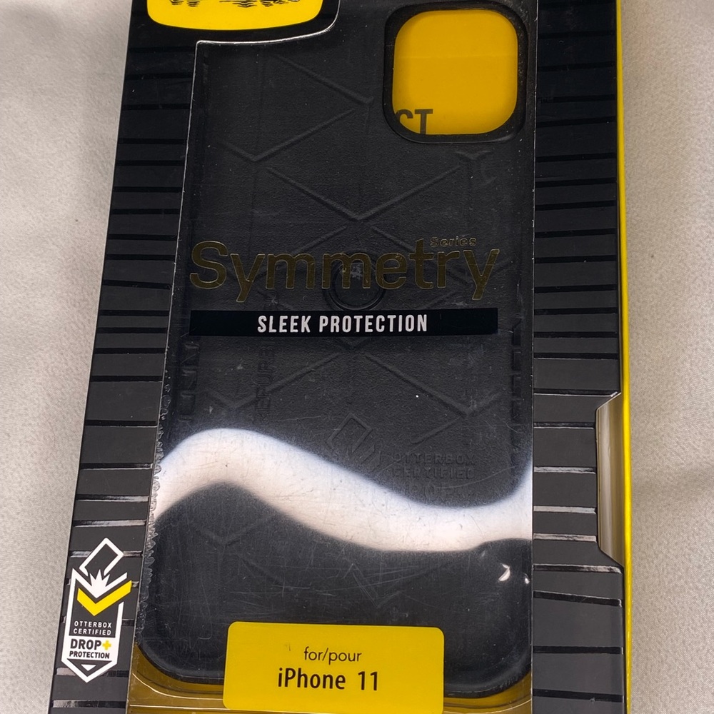 Otter box iPhone 11